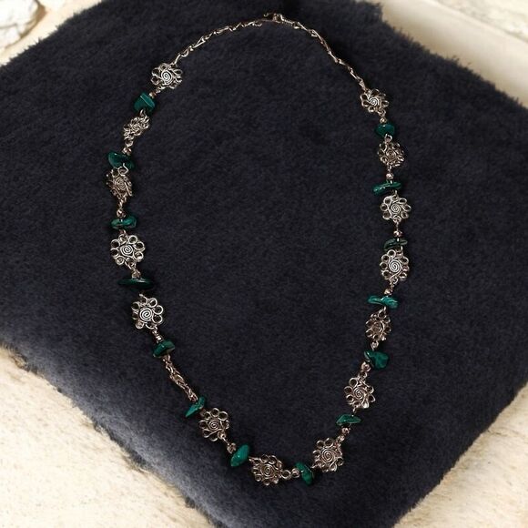 Vintage Malachite Wire Work Silver Tone Necklace - Picture 1 of 3